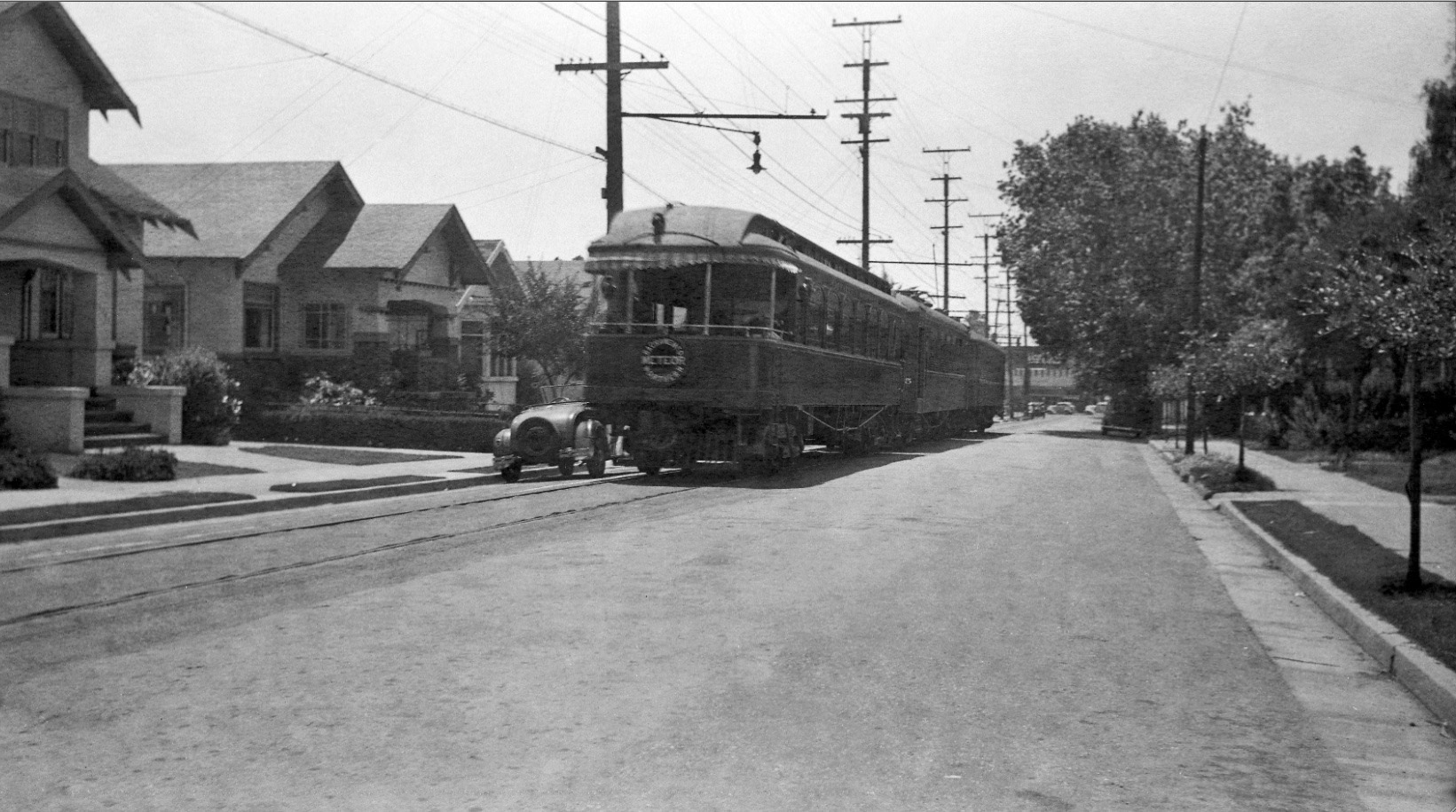Shafter Avenue Architecture IV Public RightofWay, College to Presley